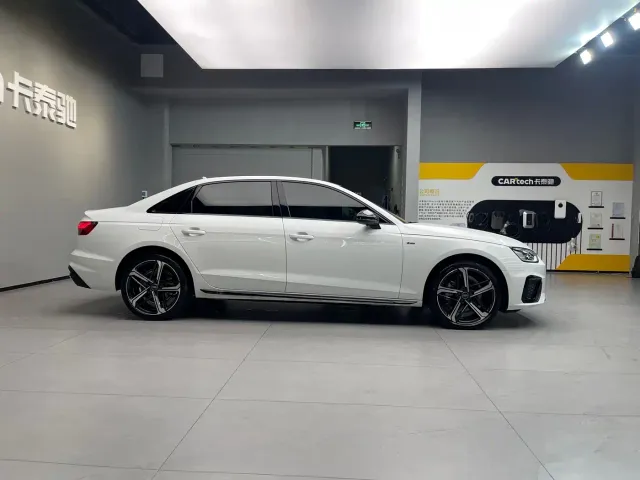 Audi A4L — Фото автомобиля 10