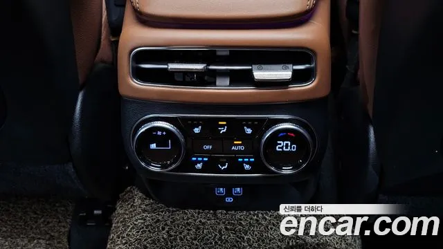 Genesis GV70 — Фото автомобиля 28