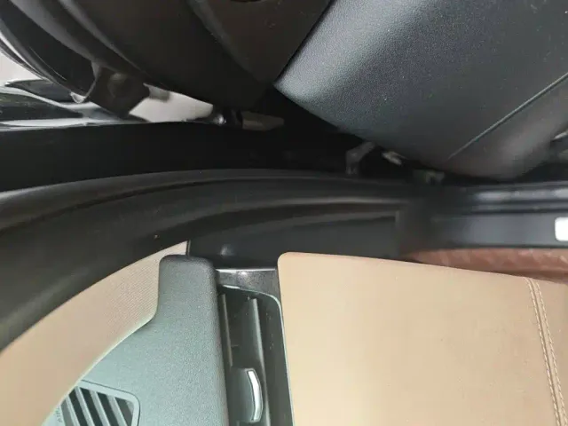 Land Rover Discovery Sport — Фото автомобиля 19