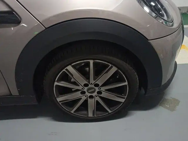 MINI Hatch — Фото автомобиля 6