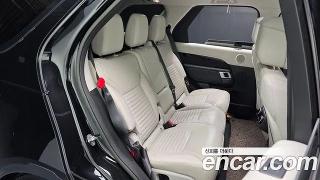 Land Rover Discovery — Фото автомобиля 17