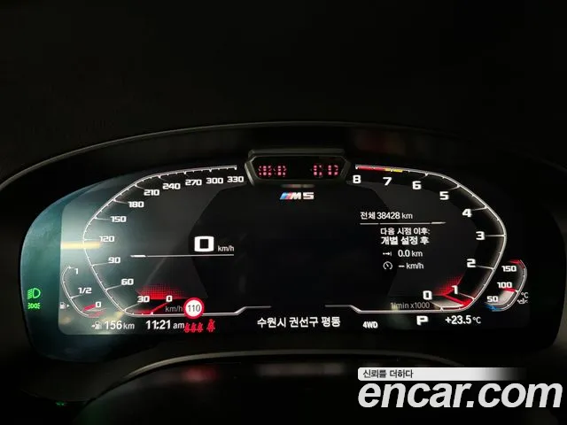 BMW M5 — Фото автомобиля 4