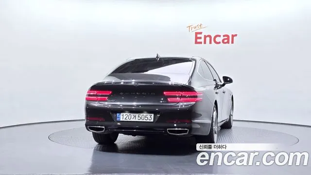 Genesis G80 Бензин 3.5 турбо AWD — Фото автомобиля 4