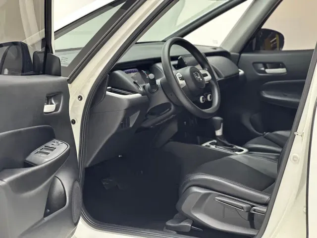 Honda Fit — Фото автомобиля 12