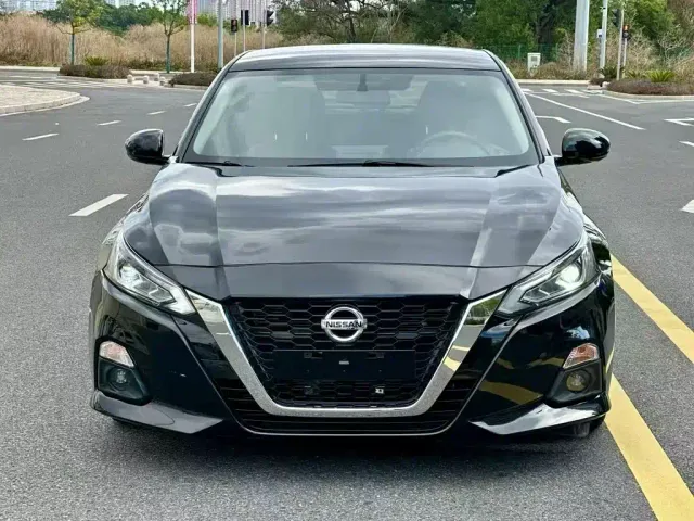 Nissan Teana — Фото автомобиля 2