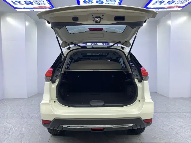 Nissan X-Trail — Фото автомобиля 22