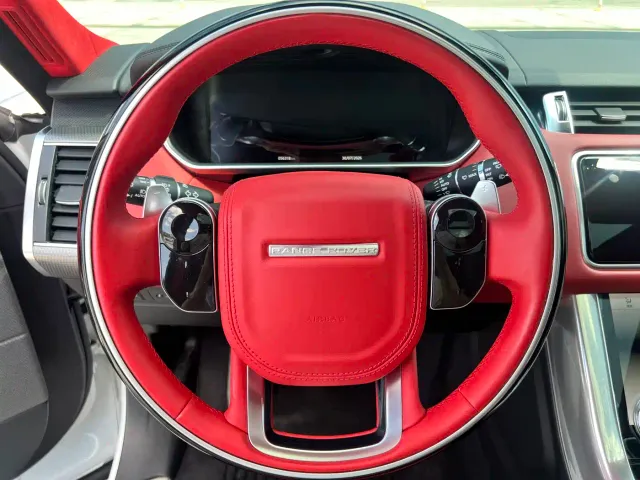 Land Rover Range Rover Sport — Фото автомобиля 12