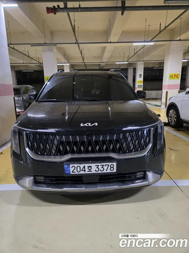 Фотография автомобиля — Kia Carnival Generation 4