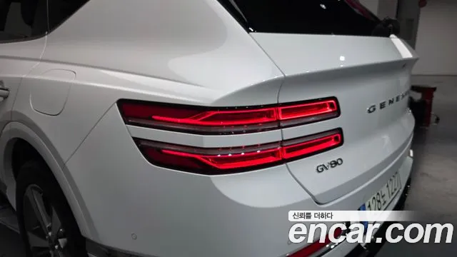 Genesis GV80 2.5T Бензин AWD — Фото автомобиля 16