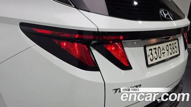 Hyundai Tucson Tucson (NX4) Бензин 1.6 турбо 2WD — Фото автомобиля 23