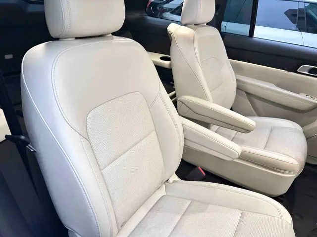 Li Auto ONE — Фото автомобиля 11
