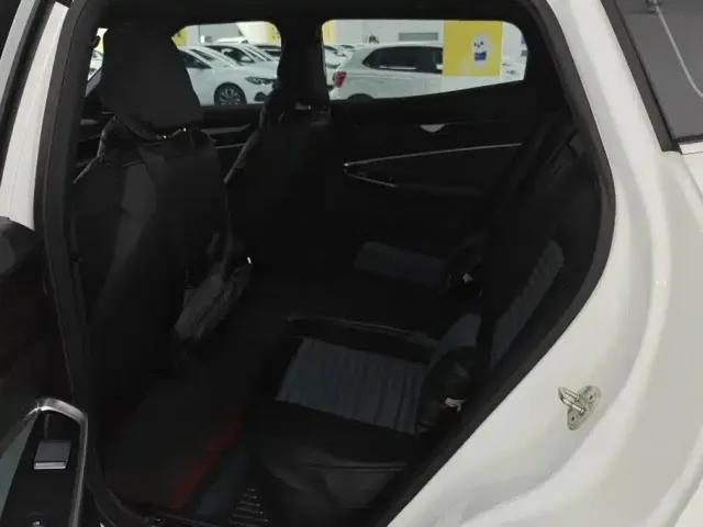 Geely Boyue — Фото автомобиля 11