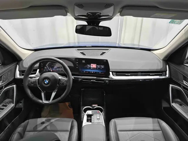 BMW X1 — Фото автомобиля 13