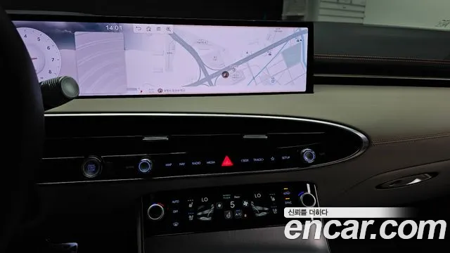 Genesis GV70 2.5T Бензин 2WD — Фото автомобиля 13