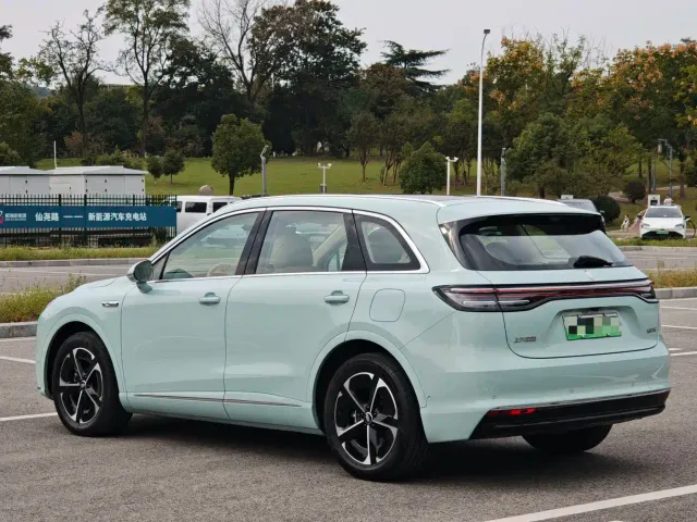Shangjie SUV — Фото автомобиля 6
