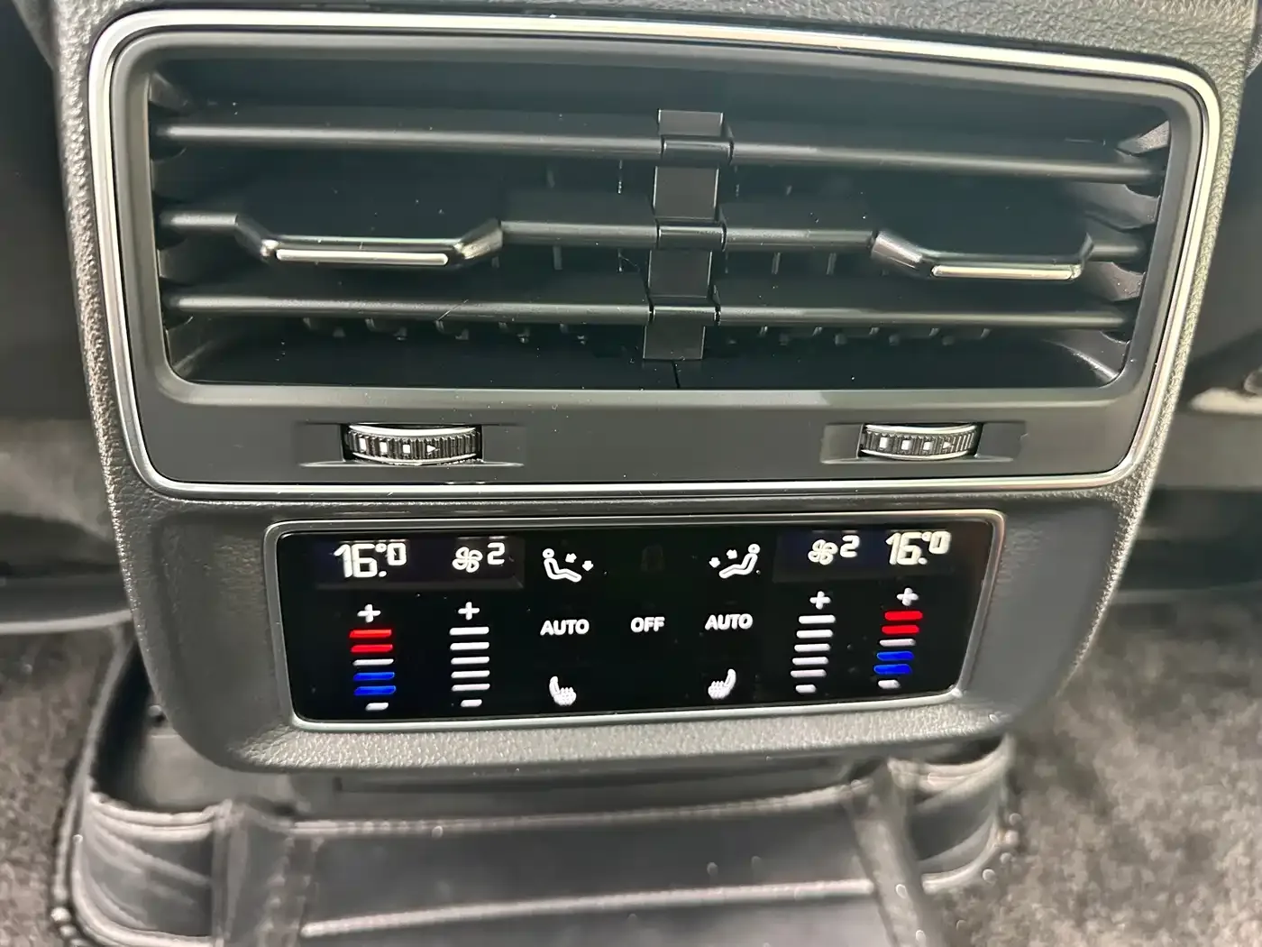 Audi Audi Q7 2022 55 TFSI quattro S line Premium — Фото автомобиля 17