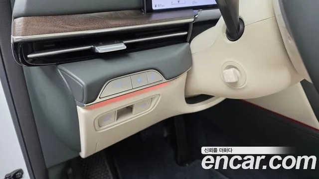 Genesis GV80 — Фото автомобиля 28