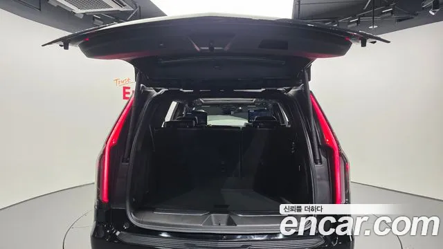 Cadillac Escalade Escalade 5 поколение — Фото автомобиля 20