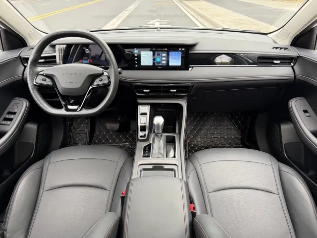 Roewe i5 — Фото автомобиля 16