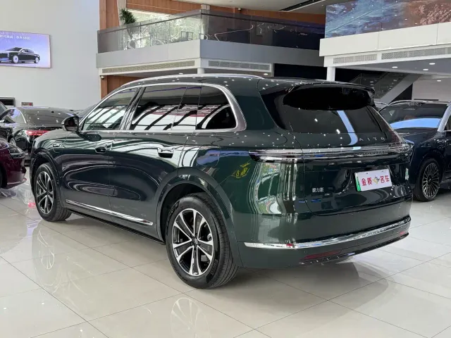 Aito M7 — Фото автомобиля 19