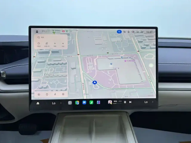 Xiaomi SU7 — Фото автомобиля 16