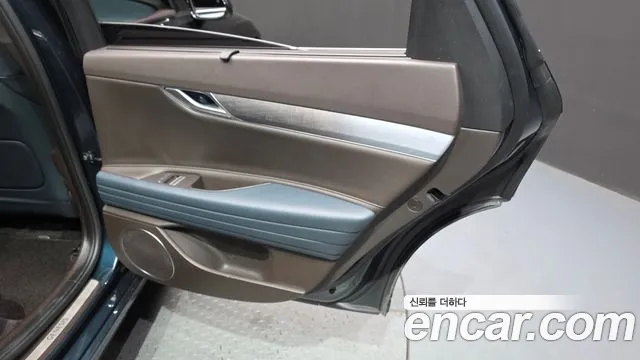 Genesis G80 Бензин 2.5 турбо AWD — Фото автомобиля 19
