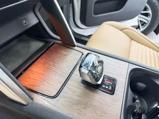 Land Rover Discovery Sport — Фото автомобиля 12