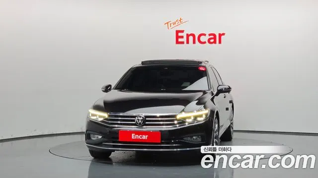 Volkswagen Passat — Фото автомобиля 3