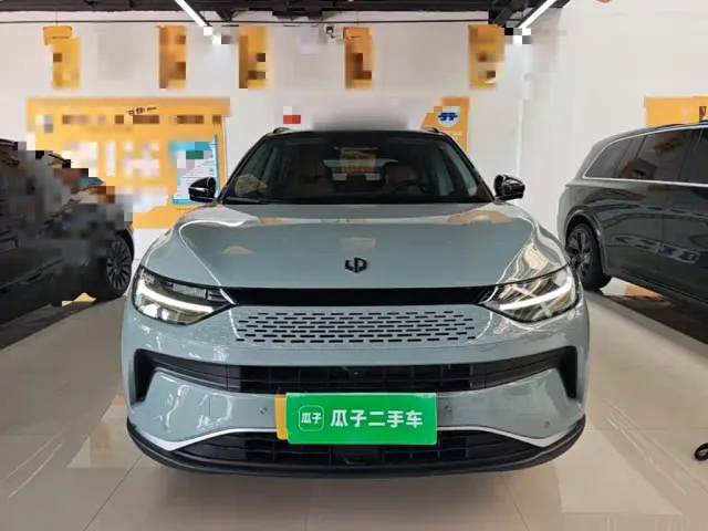 Leapmotor C11 — Фото автомобиля 2