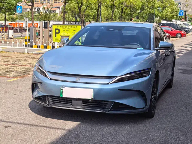 Фотография автомобиля — BYD Han