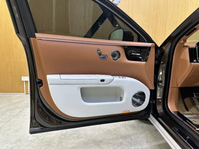 Maextro S800 — Фото автомобиля 8