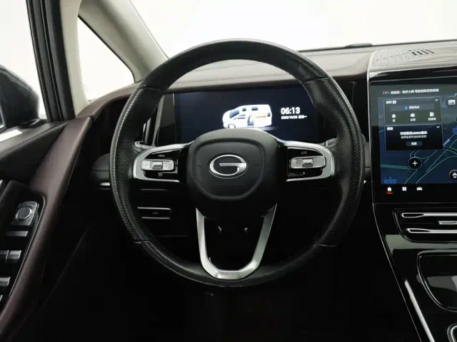 GAC Trumpchi M8 — Фото автомобиля 11