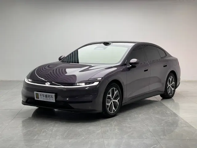Фотография автомобиля — Changan Qiyuan A06