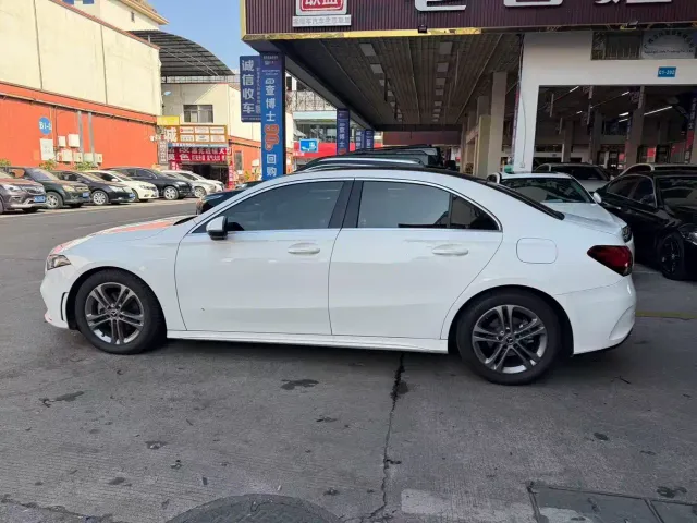 Mercedes-Benz A-Class — Фото автомобиля 4