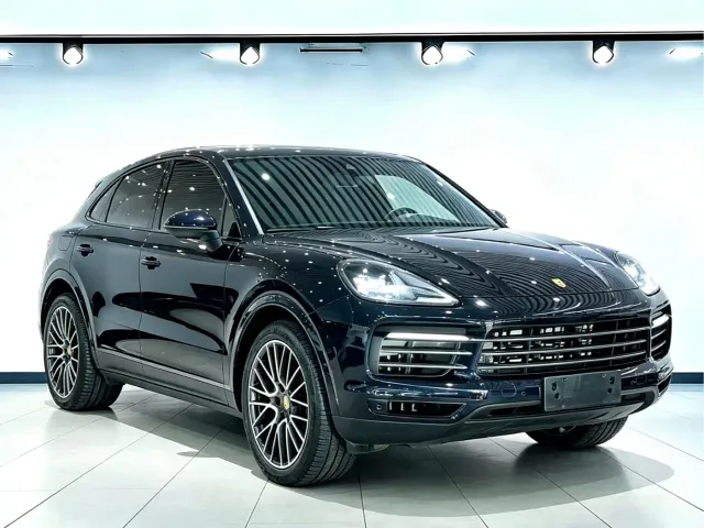 Porsche Cayenne — Фото автомобиля 3