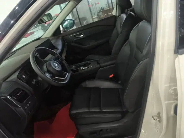Nissan X-Trail — Фото автомобиля 14