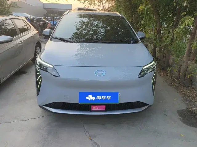 GAC Aion Y — Фото автомобиля 2