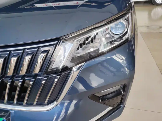 Wuling Jiachen — Фото автомобиля 17