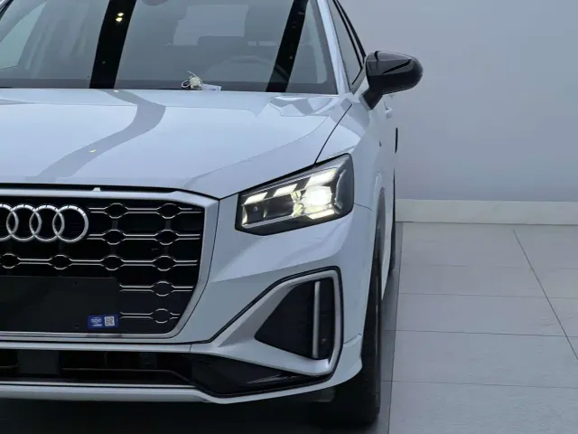 Audi Q2L — Фото автомобиля 3
