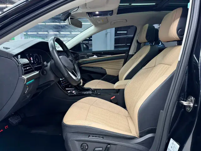 Volkswagen Passat — Фото автомобиля 12