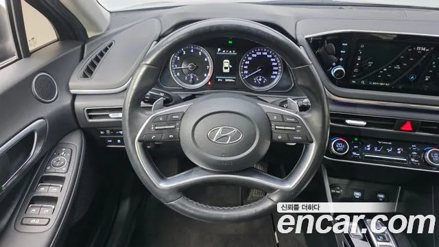 Hyundai Sonata Sonata (DN8) 2.0 LPG(Для проката) — Фото автомобиля 13