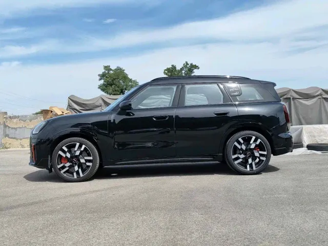 MINI JCW COUNTRYMAN — Фото автомобиля 3