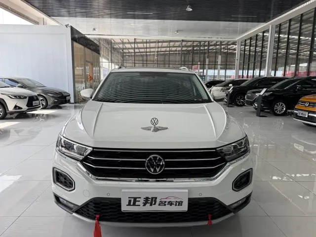 Volkswagen T-Roc — Фото автомобиля 2