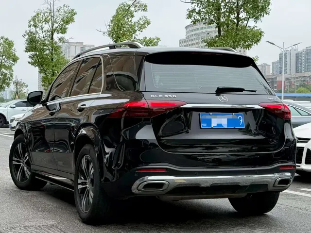 Mercedes-Benz GLE-Class — Фото автомобиля 8
