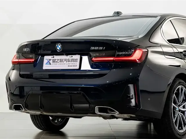 BMW 3 Series — Фото автомобиля 7
