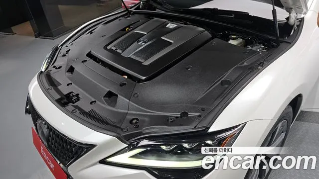Lexus LS — Фото автомобиля 6
