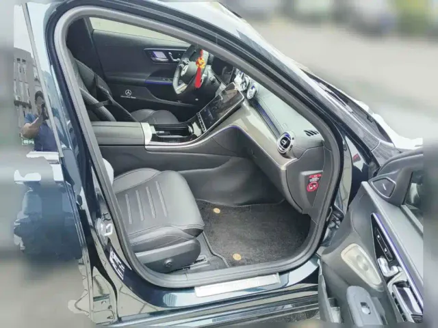 Mercedes-Benz C-Class — Фото автомобиля 13
