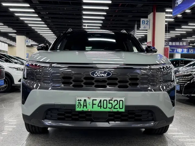 Ford Lingrui — Фото автомобиля 2