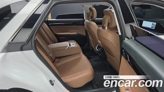 Hyundai Grandeur GN7 — Фото автомобиля 17