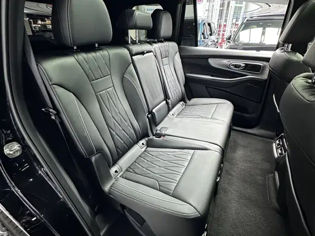 GAC Trumpchi GS8 — Фото автомобиля 28